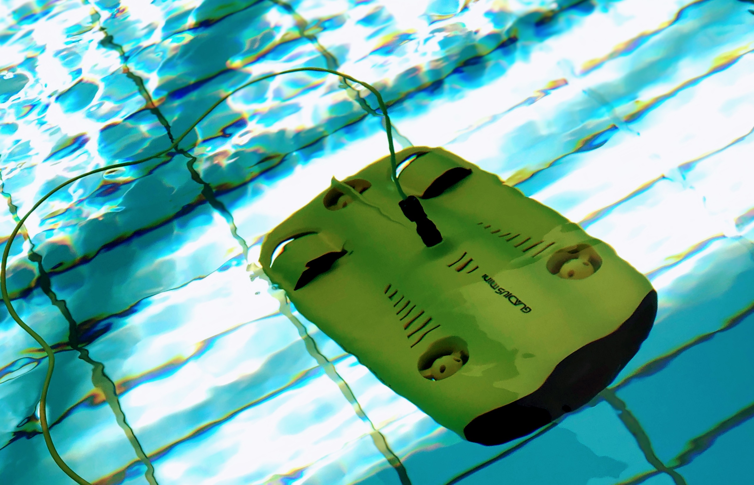 燃料プール調査を水中ドローンで！！