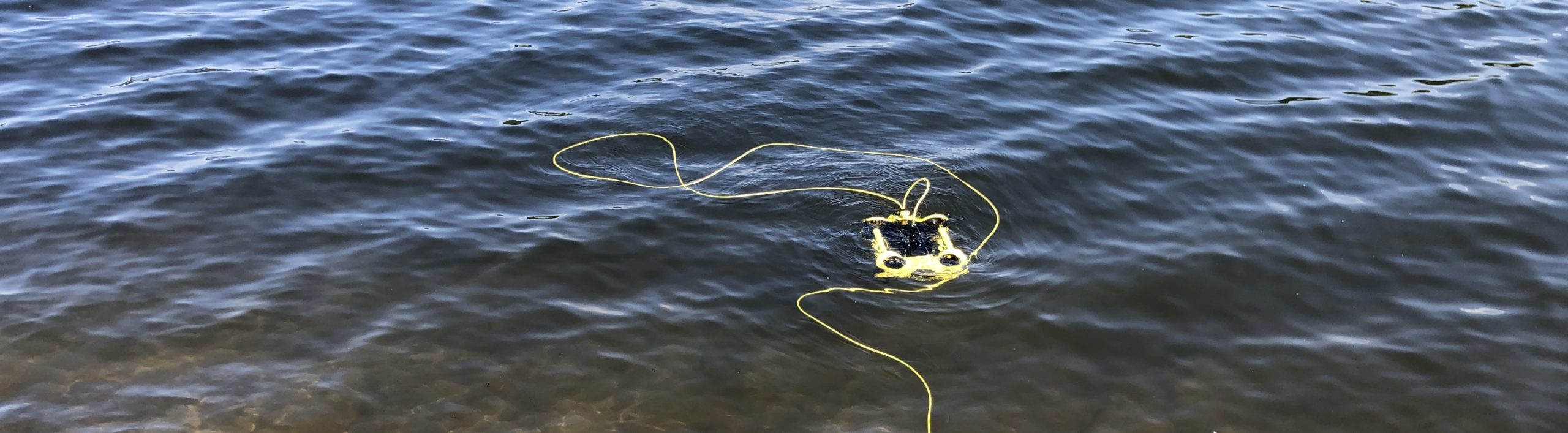 新しい水中ドローン！！