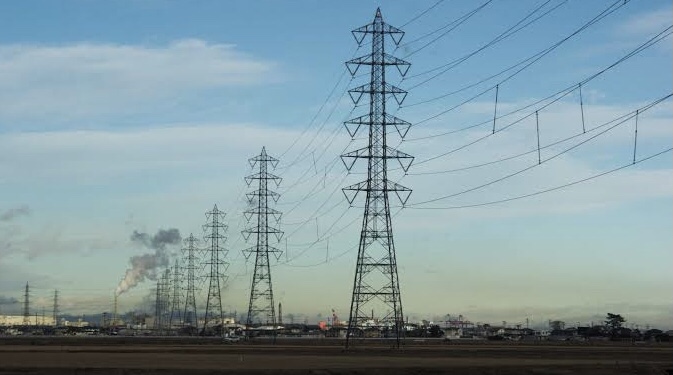 送電線の点検をドローンで！？